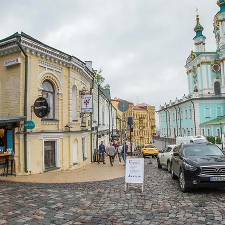 Moonotel Maidan Kiev